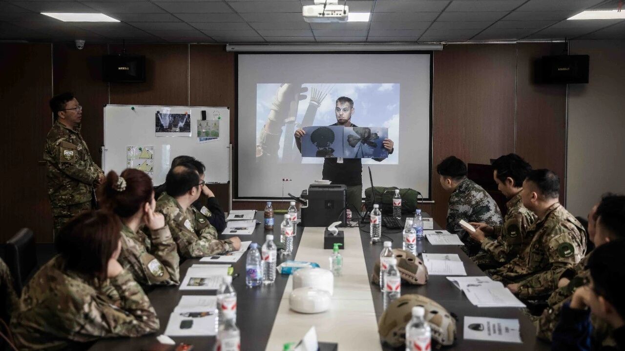 International military parachuting theoretical training at Operation Jurchen 2026